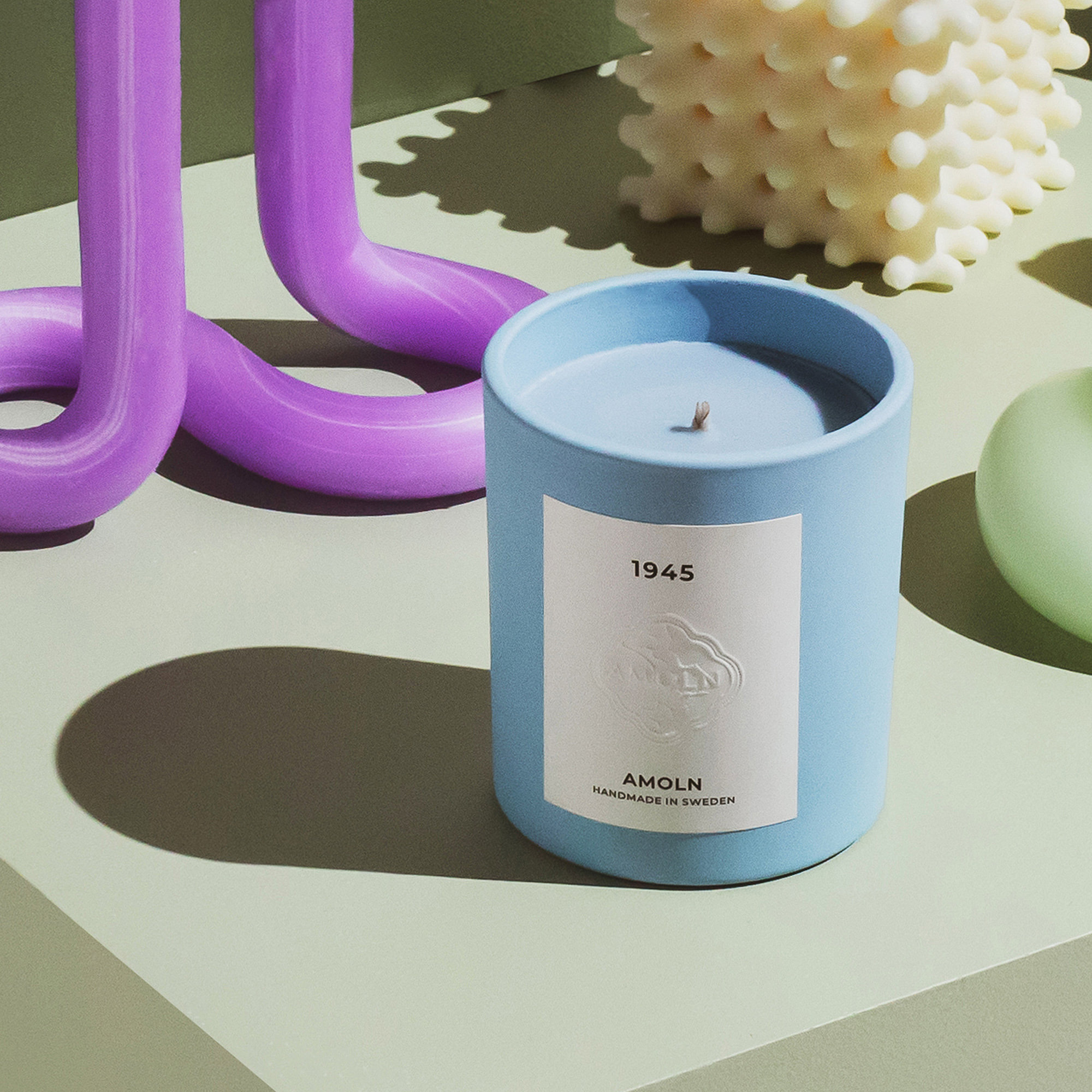 1945 Scented Candle