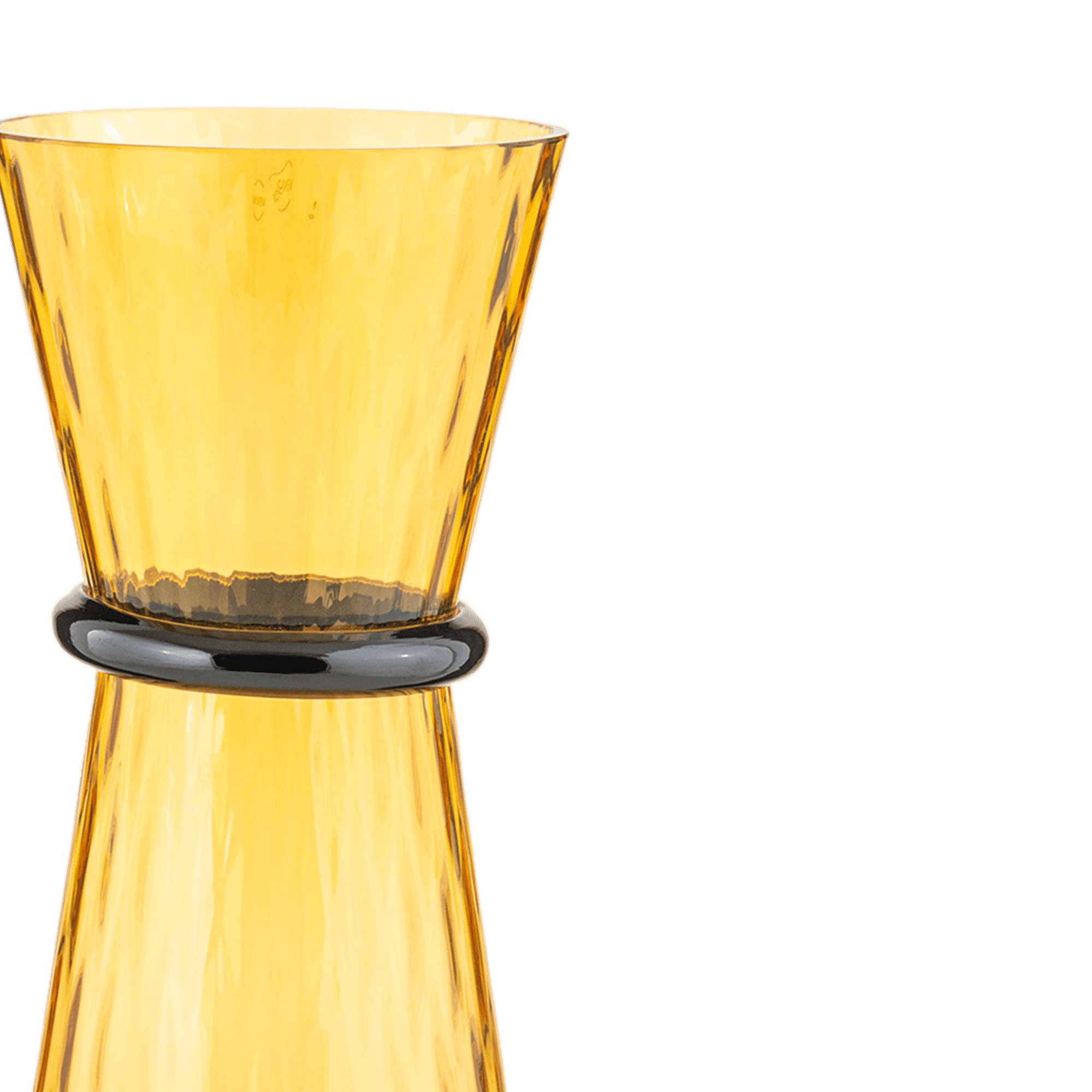 Tara Vase