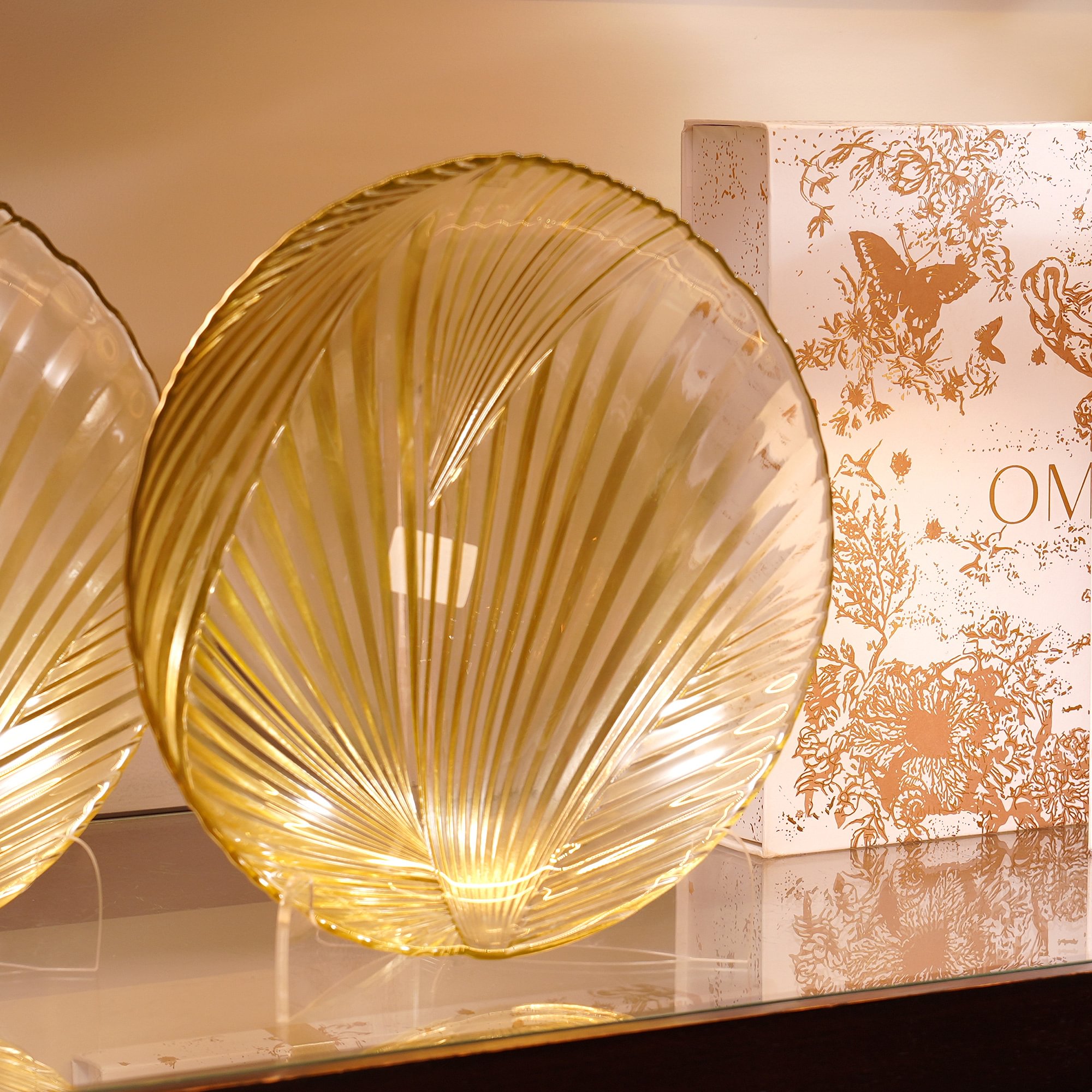 Lina Centerpiece Bowl